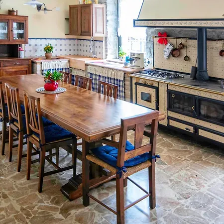 Il Bosco Di Silvia 3*