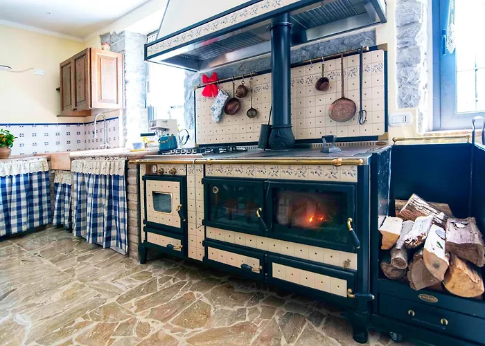 Il Bosco Di Silvia 3* Bosco (Parma)